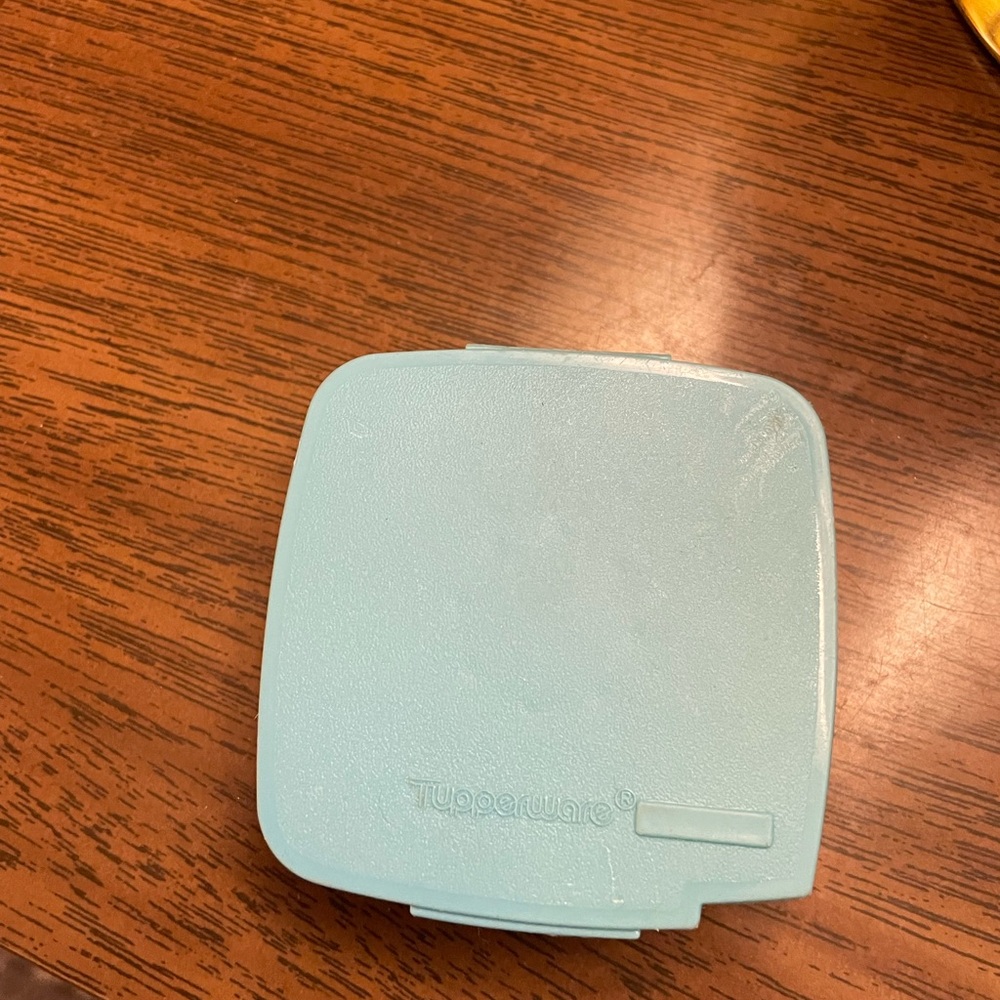 TUPPERWARE LABELS - Picture 2 of 2